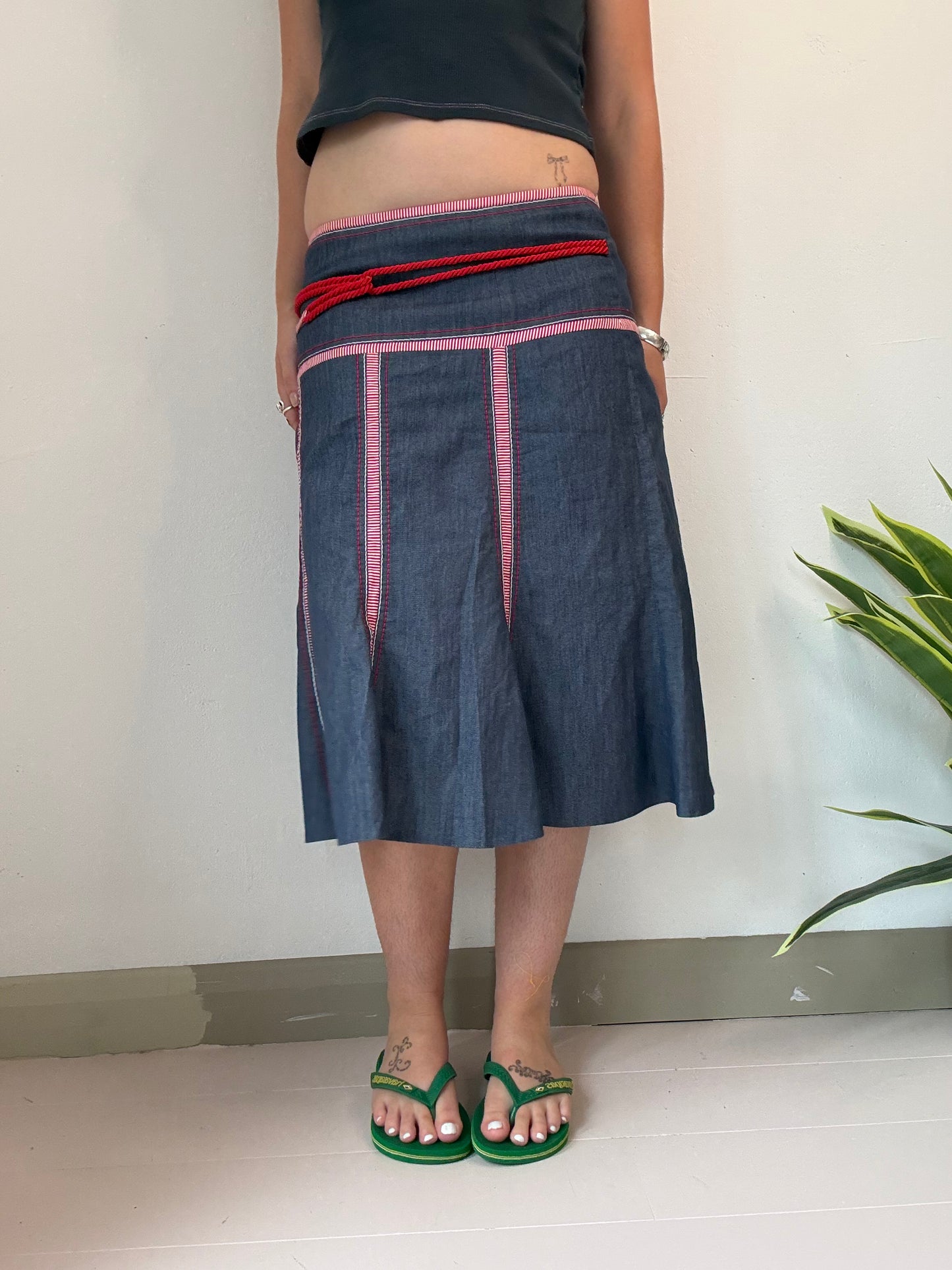 vintage low rise denim pleated midi skirt with red stripy detailing
