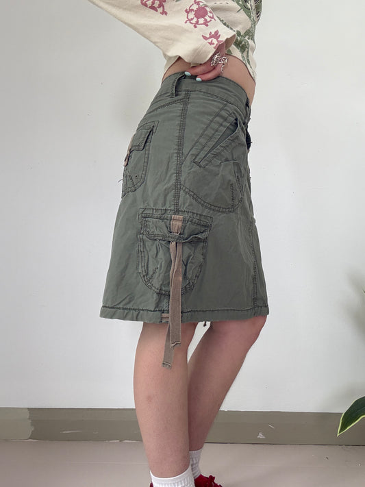 khaki low rise cargo midi skirt