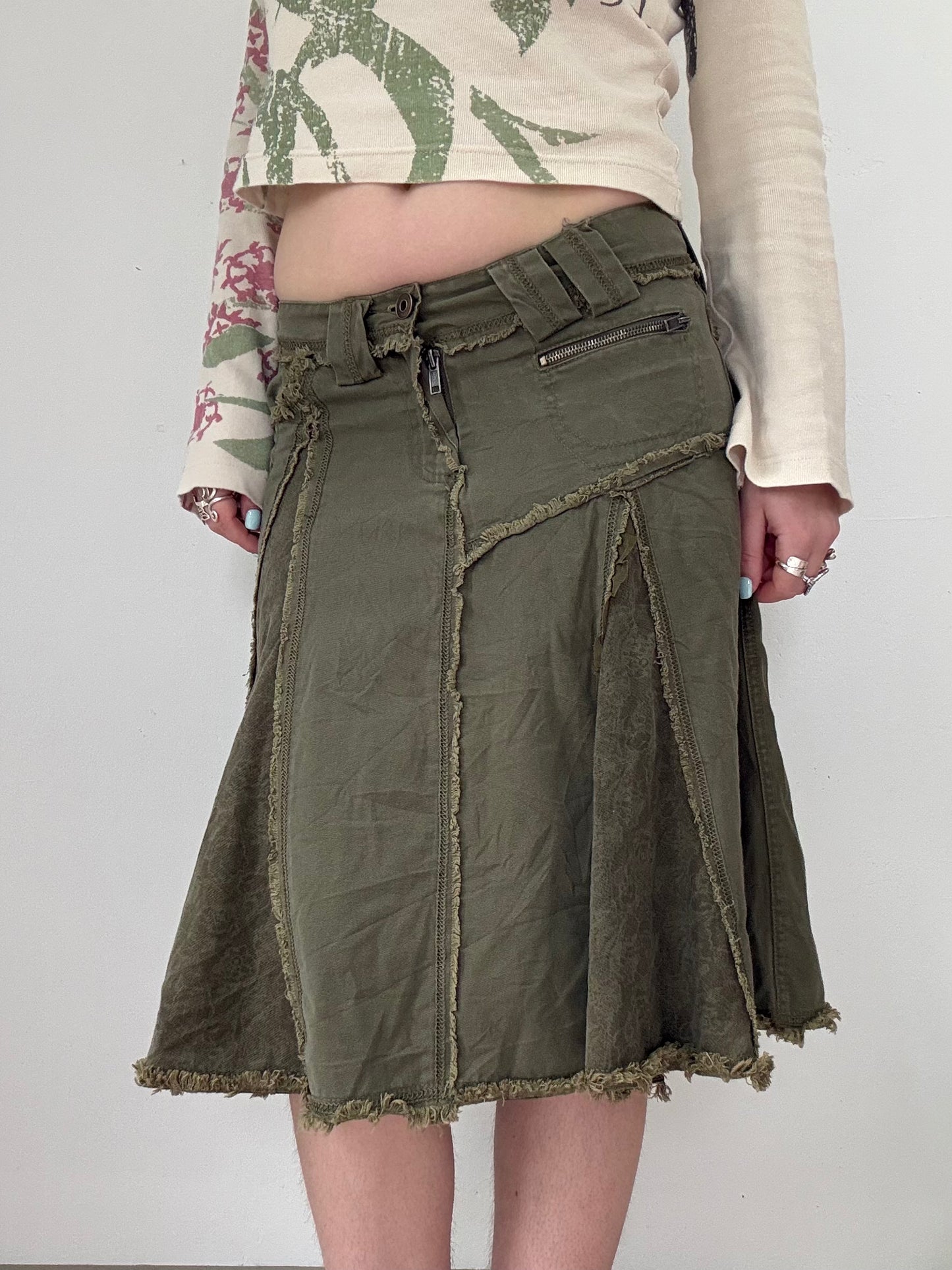 Vintage low rise khaki pleated midi skirt