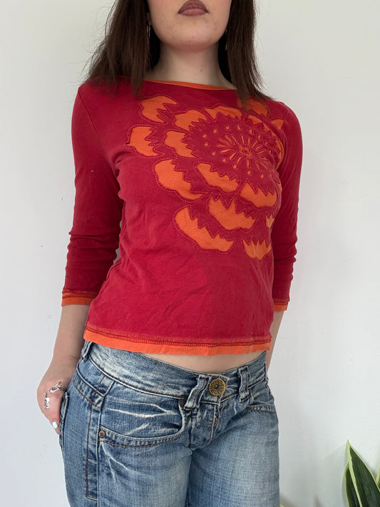 Vintage floral graphic long sleeve top