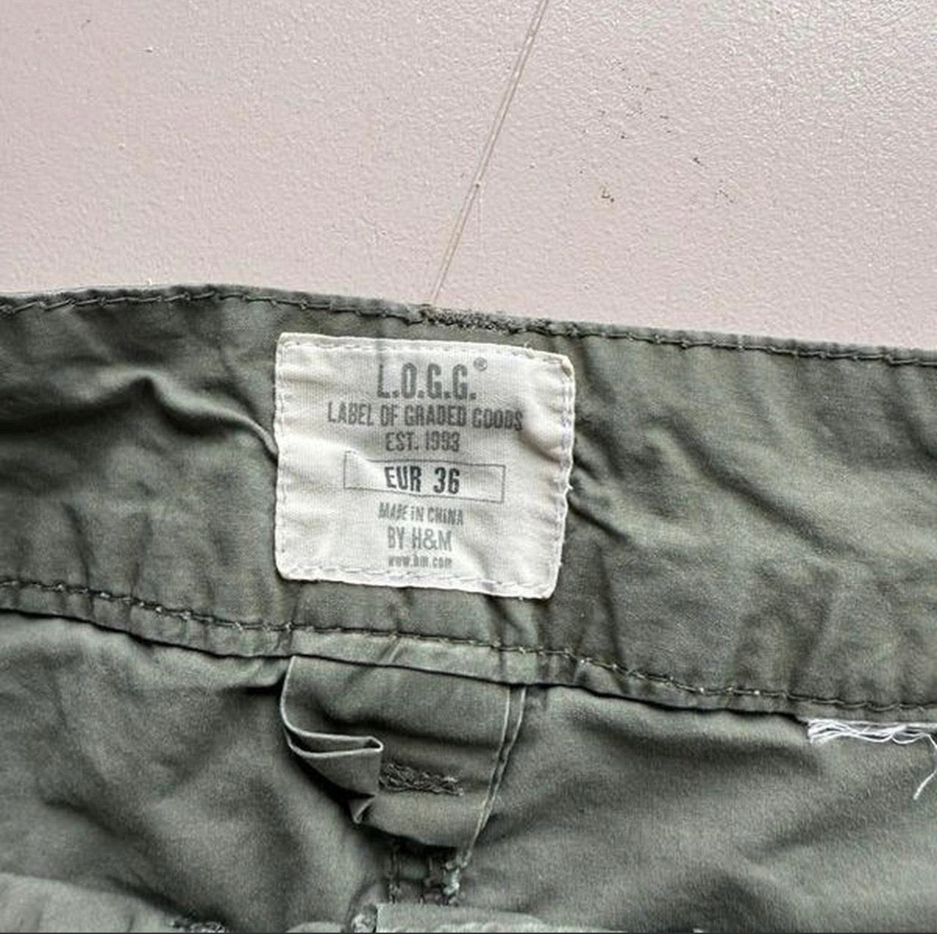 khaki low rise cargo midi skirt