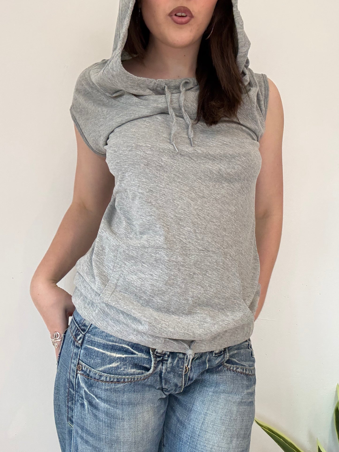 Bench grey hooded short sleeve top