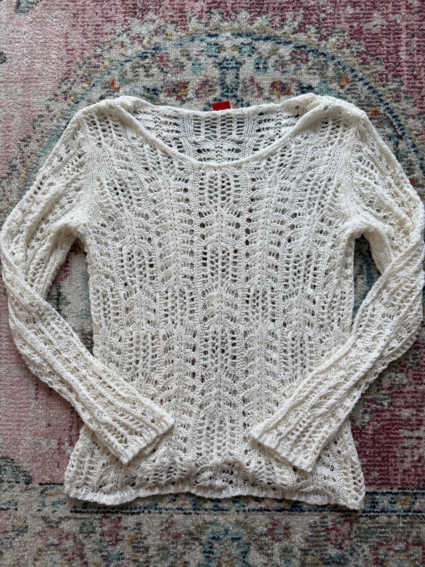 Vintage white crochet long sleeve top