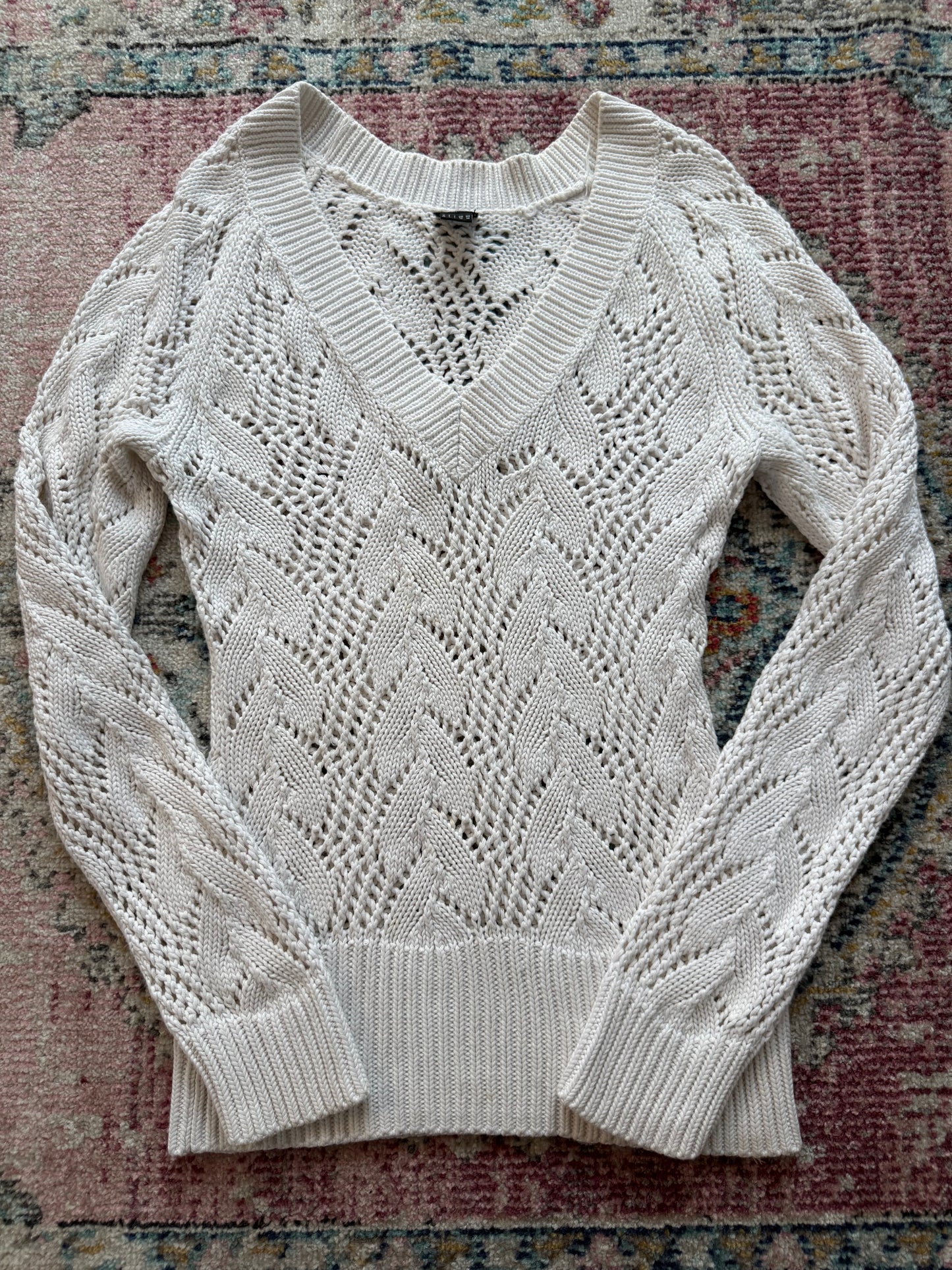 Vintage white crochet long sleeve top/jumper