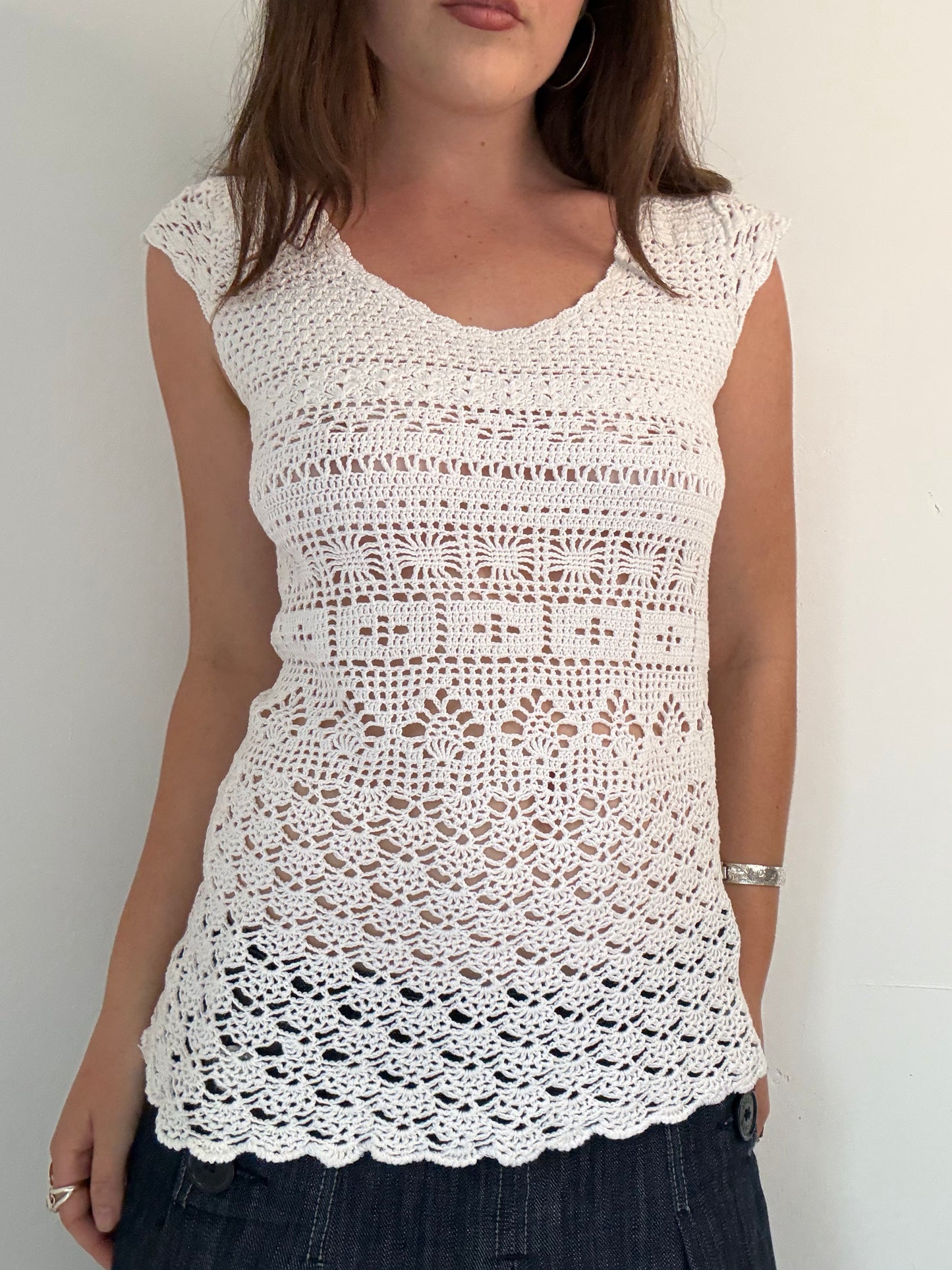 White crochet short sleeve top