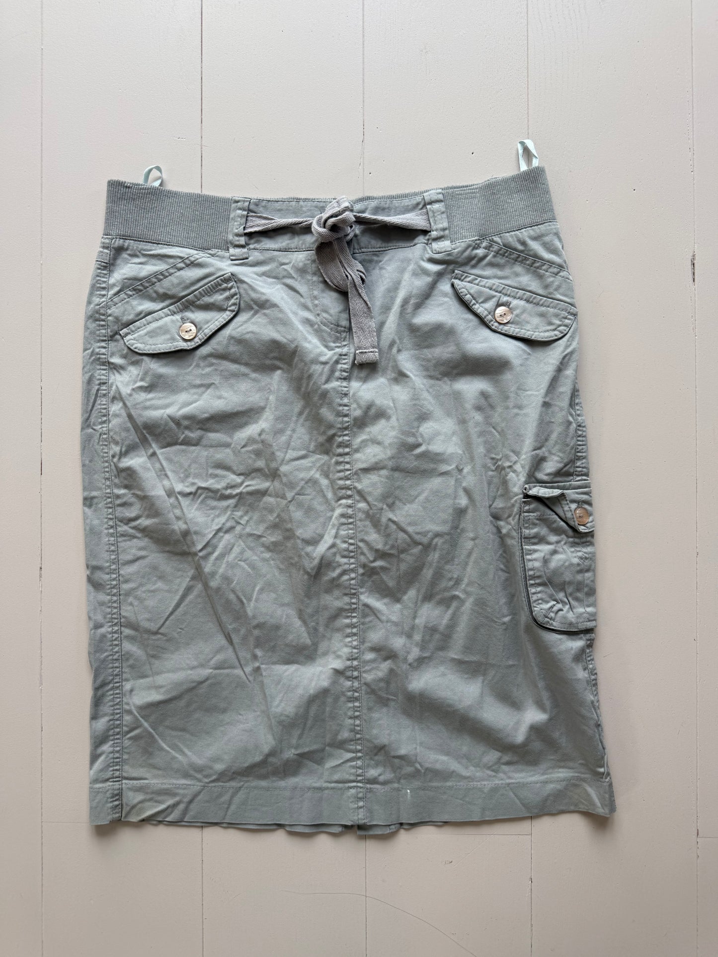 Vintage low rise grey cargo style midi skirt