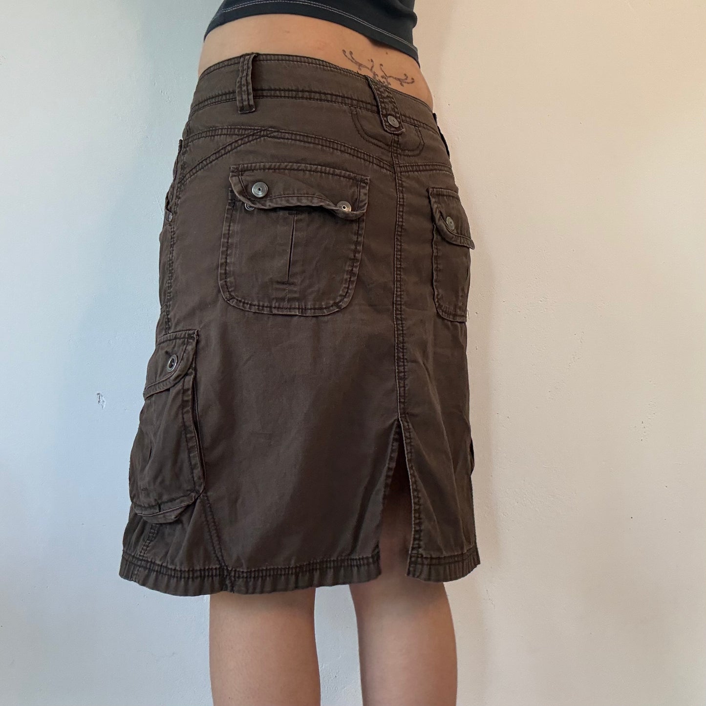 Vintage brown cargo low rise midi skirt