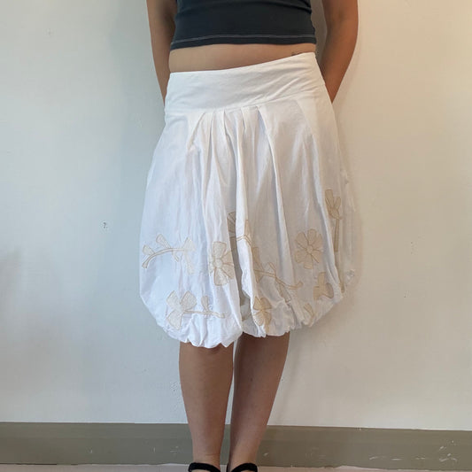Cop Copine white bubble skirt with floral embroidery