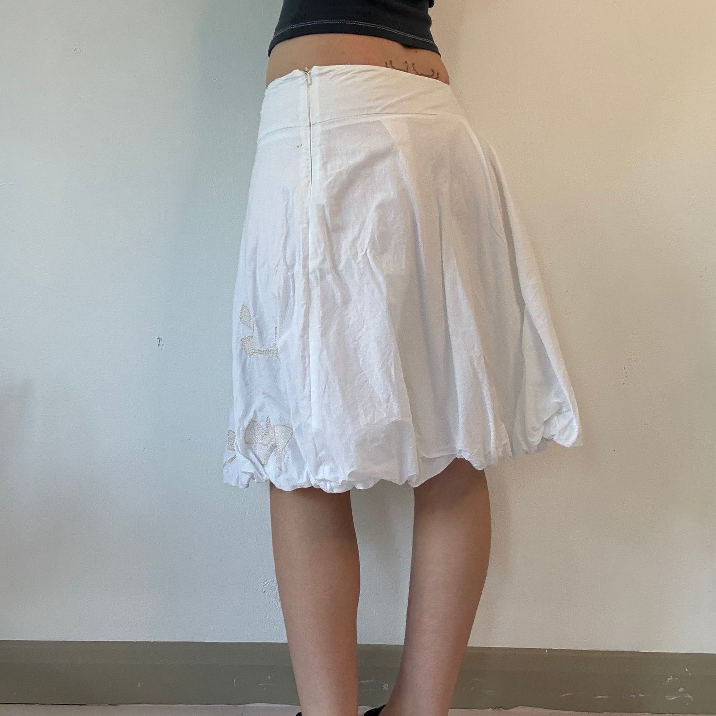 Cop Copine white bubble skirt with floral embroidery