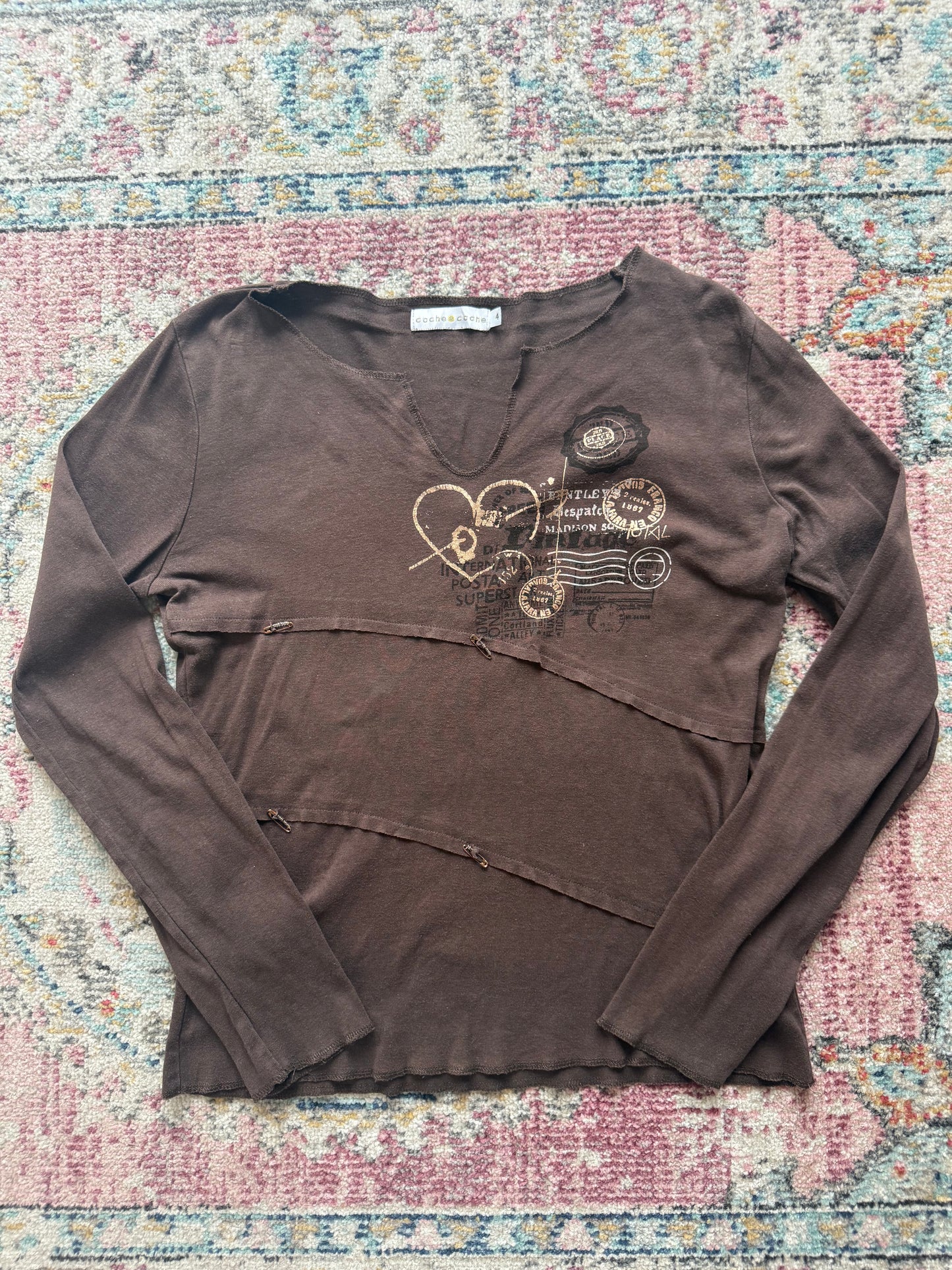 Vintage cache cache brown graphic long sleeve top