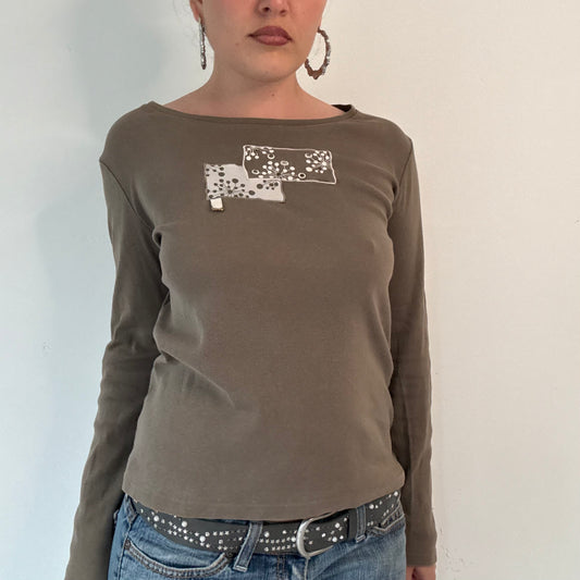 Vintage khaki cache cache graphic long sleeve top