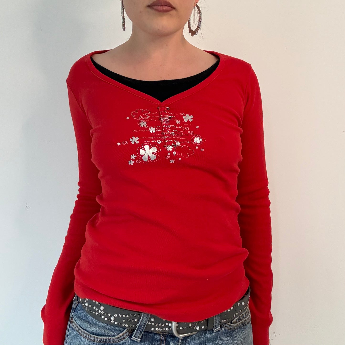 Vintage cache cache red graphic long sleeve top