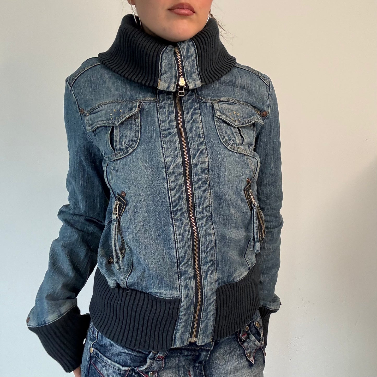 Y2K Denim Jacket with Ribbed Collar and sleeves