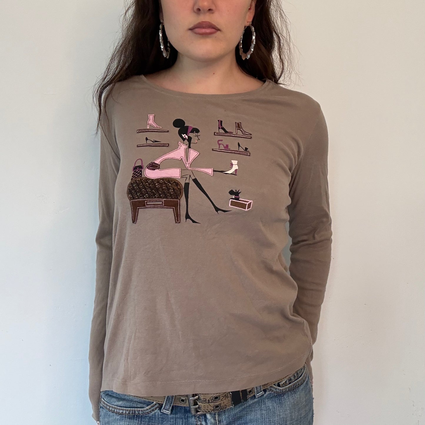 Vintage graphic taupe long sleeve top