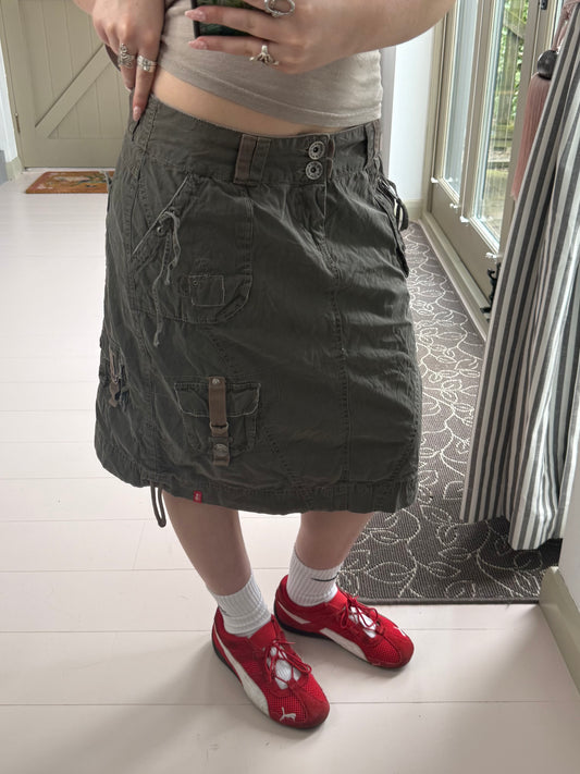 Espirit Low rise khaki brown utility cargo style midi skirt