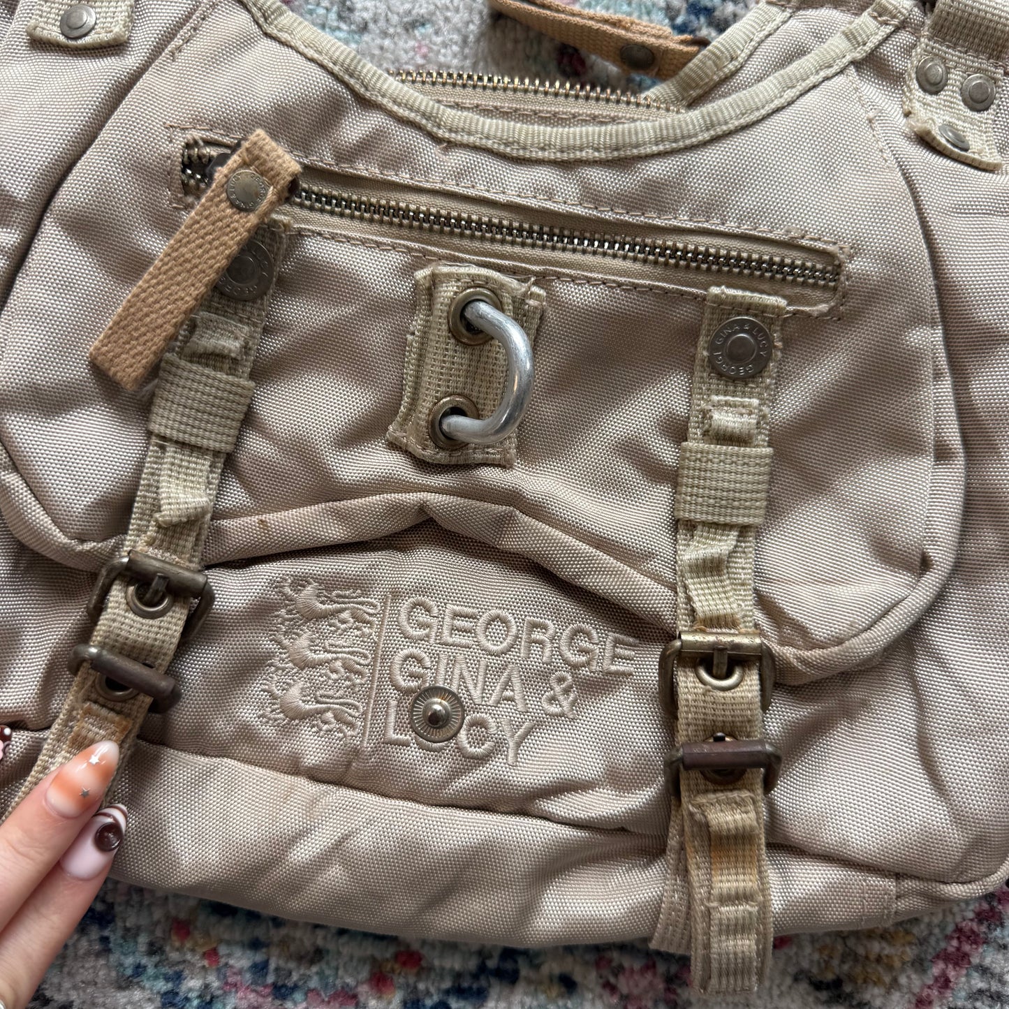 GGL beige mini shoulder bag with silver details